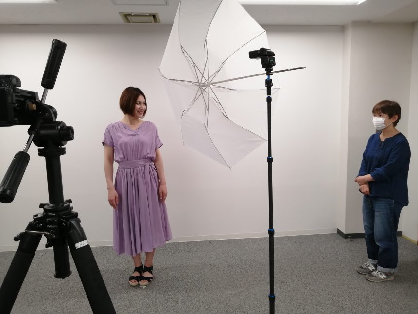 笑顔を引き出す撮影の様子