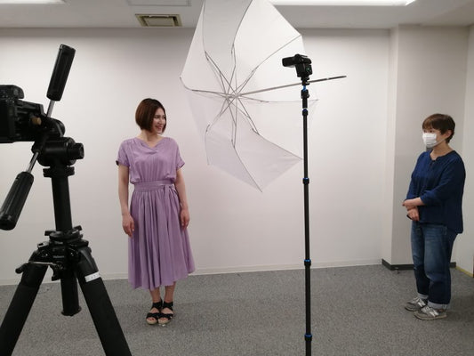 笑顔を引き出す撮影の様子